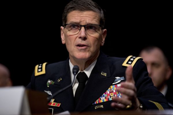 Americký generál Joseph Votel.