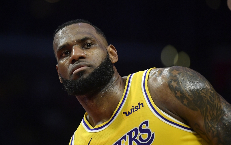 LeBron James i přes dosažení milníku v kariéře utrpěl nejhorší porážku.