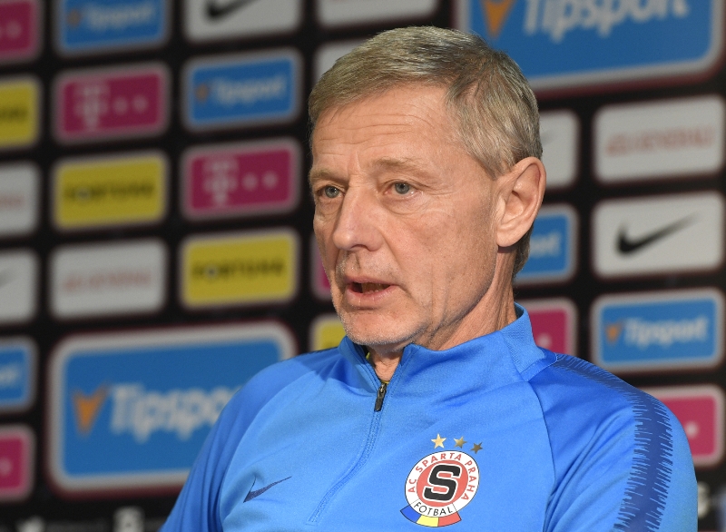 Zdeněk Ščasný nabádal své svěřence k většímu kolektivismu.