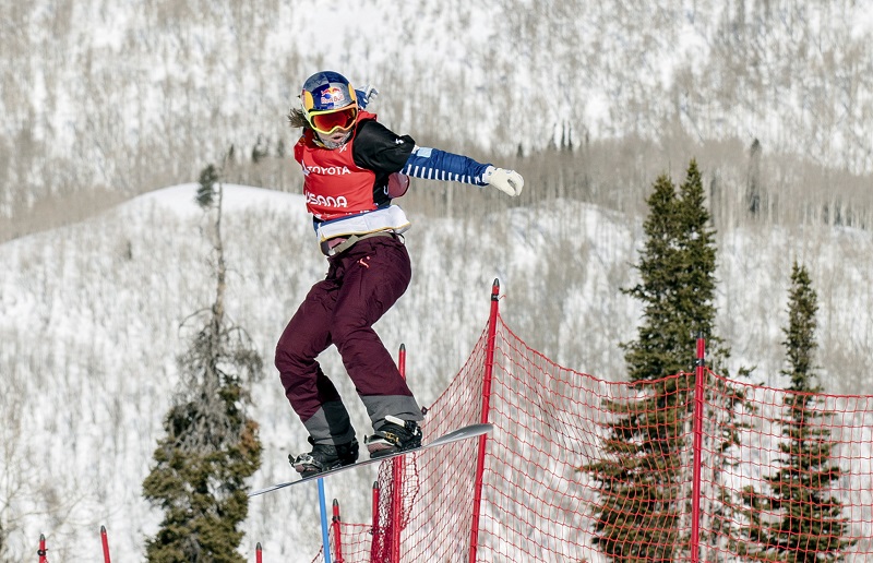 Snowboardcrossařka Eva Samková skončila třetí v závodu Světového poháru v německém Feldbergu. 