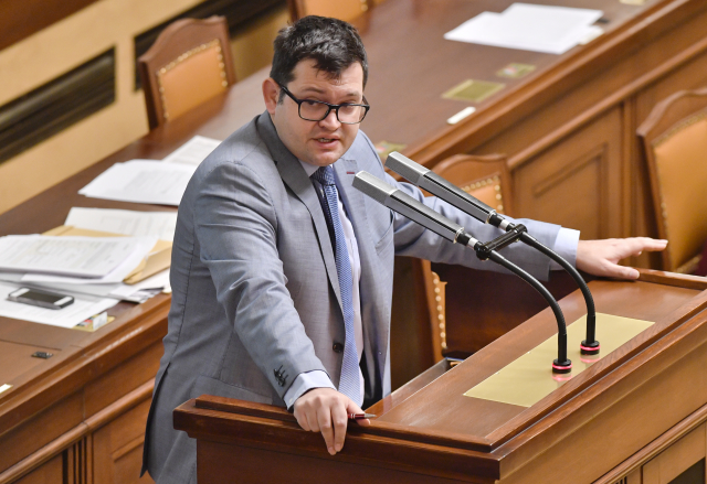 Šéf sněmovního klubu vládní ČSSD Jan Chvojka.