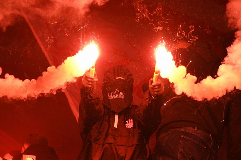 V Římě byli před duelem Lazia se Sevillou pobodáni čtyři lidé