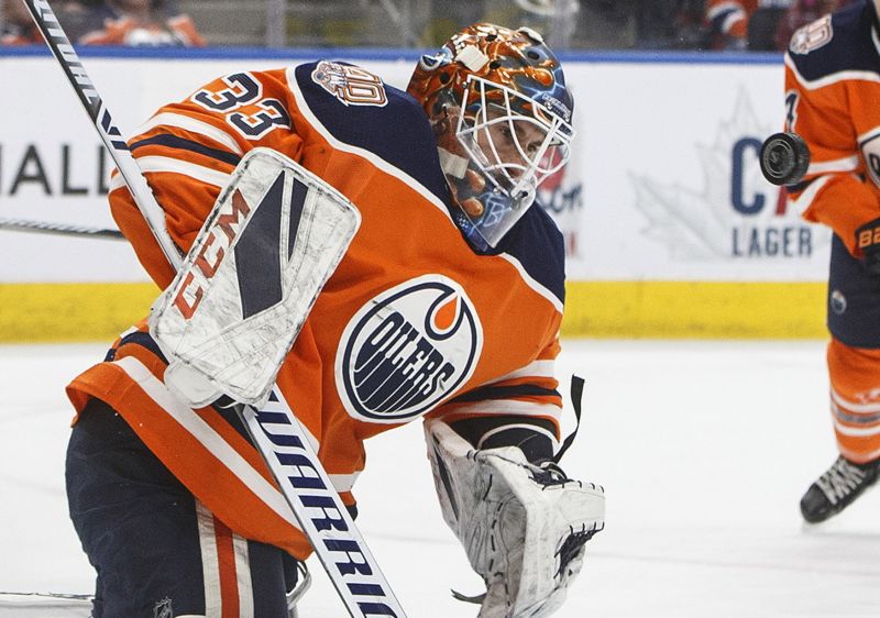 Brankář Cam Talbot přestoupil z Edmontonu do Philadelphie.