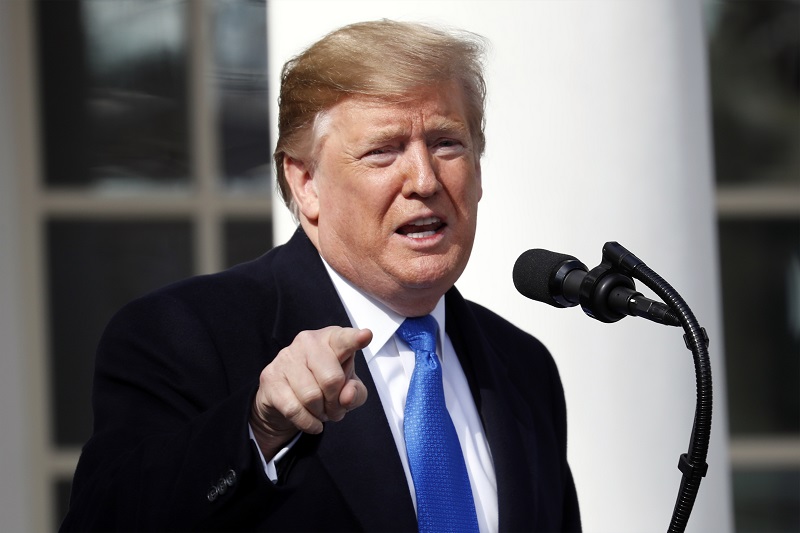 Donald Trump zvažuje zavedení cel na dovoz aut do USA.