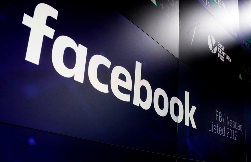 Ve zprávě britského parlamentu jsou volena ostrá slova ohledně facebooku.