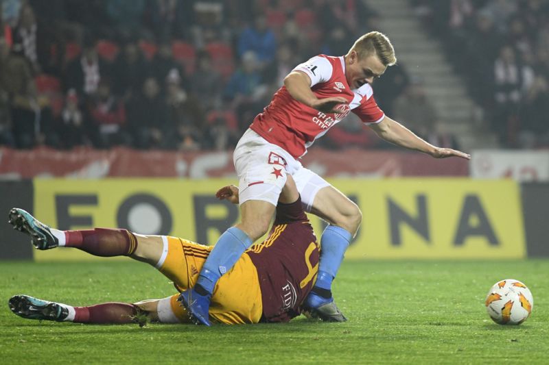 Jan Matoušek se ve Slavii neprosadil a dohraje sezonu opět v Příbrami.
