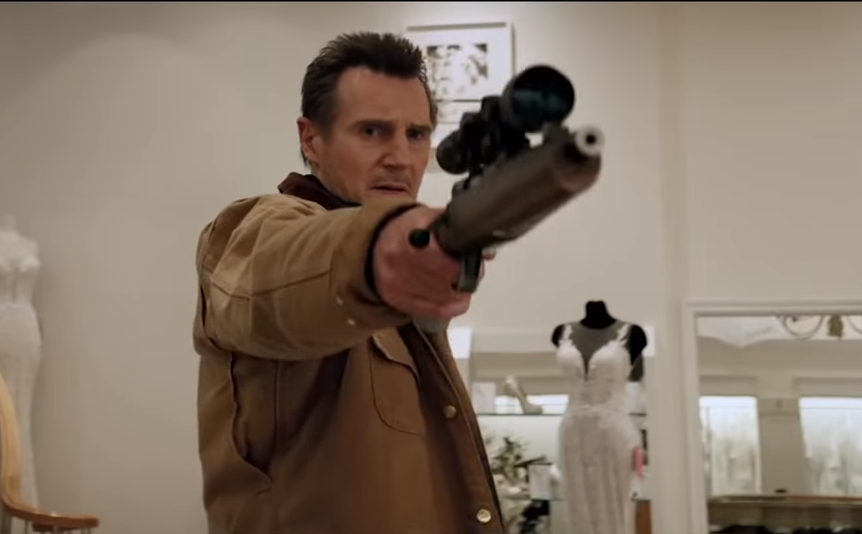Liam Neeson se se zabíjením v Mrazivé pomstě příliš nemaže.