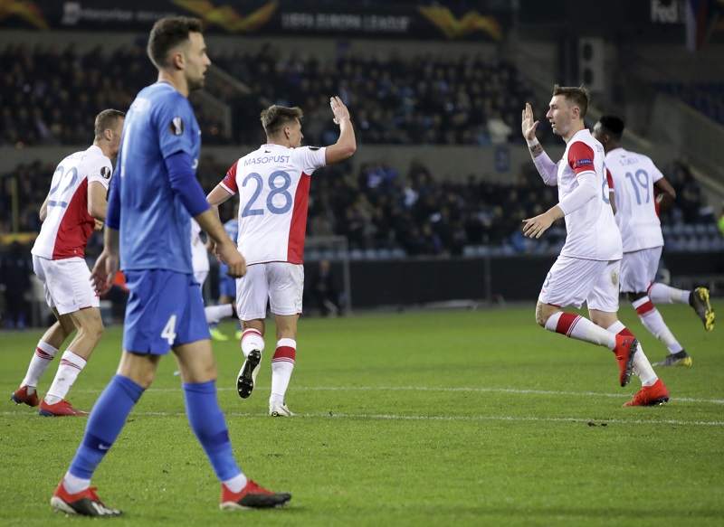 ŽIVĚ: Genk - Slavia. Sešívaní řádí! Škoda se Stochem drtí soupeře.