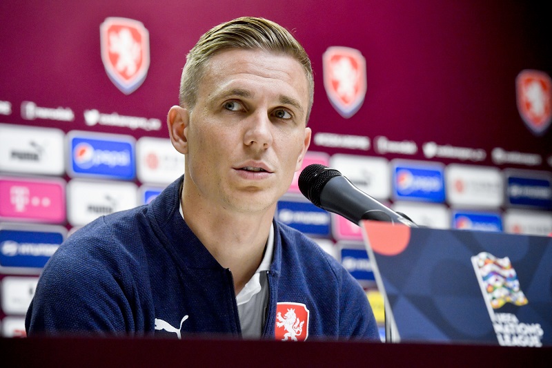 Vítej doma, Bořku! Sparta vítá Dočkala po vzoru Rockyho.