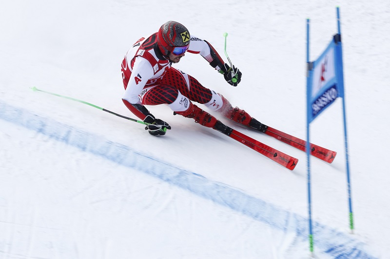 Rakušan Marcel Hirscher v bulharském Bansku získal už 19. křišťálový glóbus.