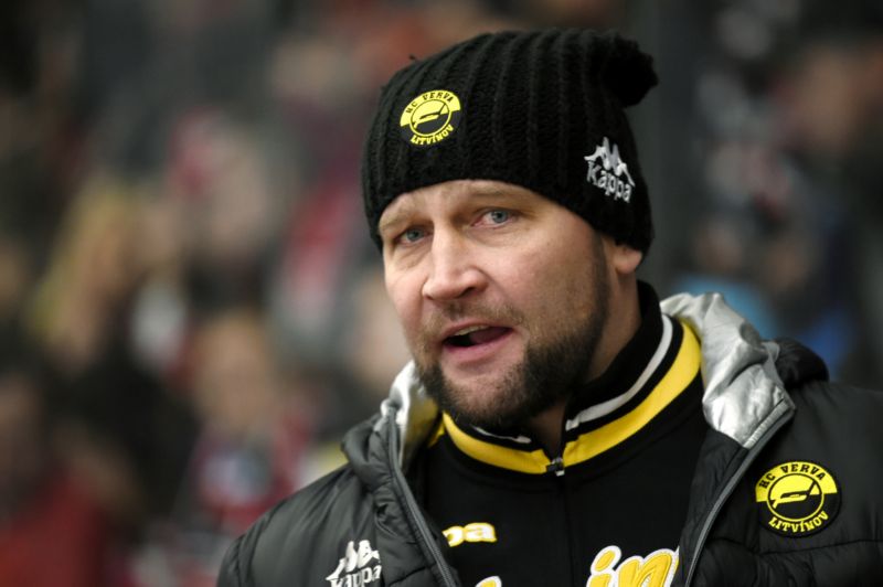Jiří Šlégr stejně jako loni povede v závěru sezony hokejový Litvínov.
