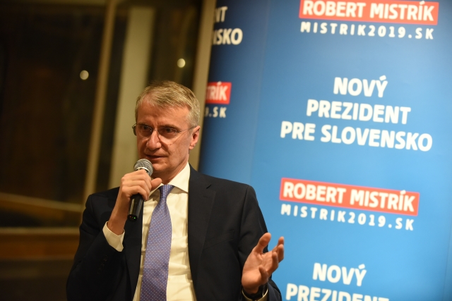 Robert Mistrík. 