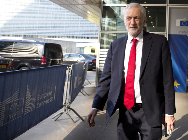 Lídr opozice Jeremy Corbyn.