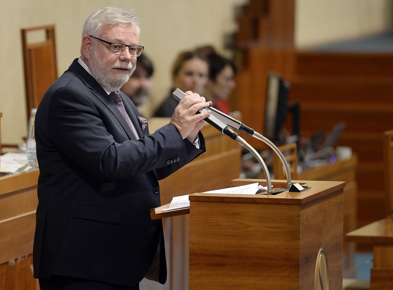 Místopředseda Senátu Jiří Oberfalzer (ODS).