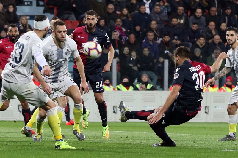 Inter nestačil na outsidera a může přijít o třetí příčku.