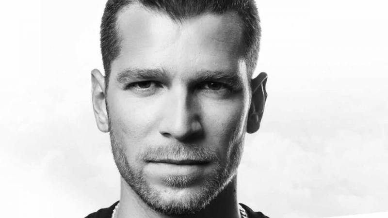 Fanynky pláčou. Sexy rapper Majk Spirit už není singl.