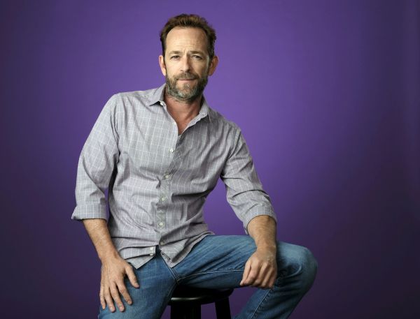 Americký herec Luke Perry.