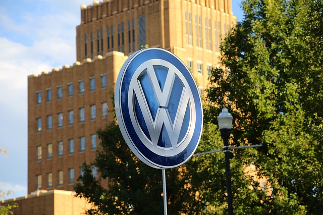 Logo automobilky Volkswagen.