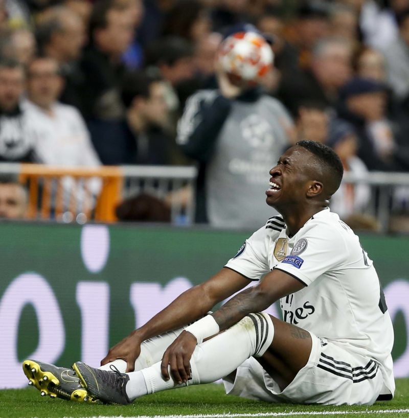 Vinícius si následující dva měsíce určitě fotbal nezahraje.