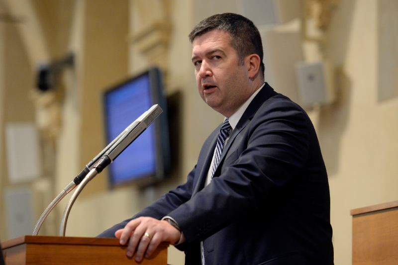 Jan Hamáček.