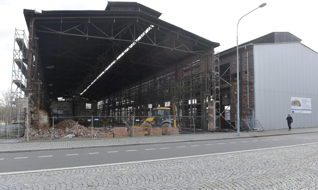 V opuštěných halách v industriálním areálu ostravských Dolních Vítkovic pokračovala 11. března 2019 stavba pobočky Národního zemědělského muzea (NZM).