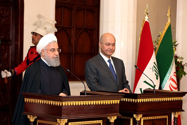 Irácký prezident Barham Salih (vpravo) a íránský prezident Hassan Rouhani.