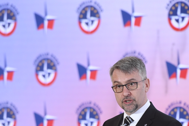 Ministr obrany Lubomír Metnar.