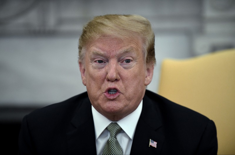 Donald Trump slíbil rozhodnutí Senátu vetovat.