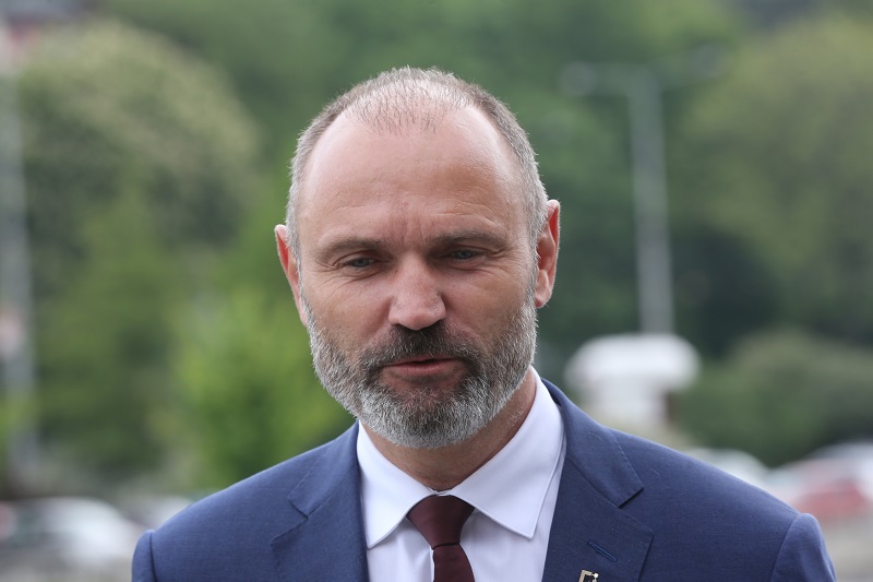 Ivan Langer.