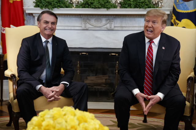 Jair Bolsonaro a Donald Trump.