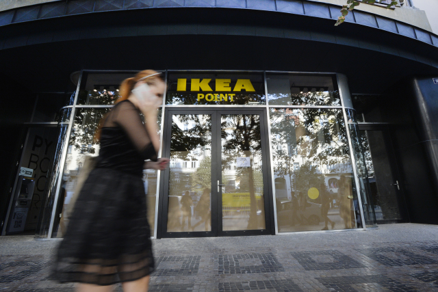 Nábytkářský řetězec IKEA na konci srpna zavře svůj malý obchod IKEA Point.