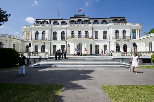 Ruská ambasáda v Praze.