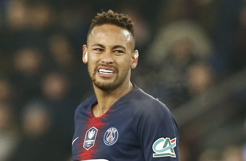 UEFA zahájila disciplinární řízení s Neymarem za urážku sudích.