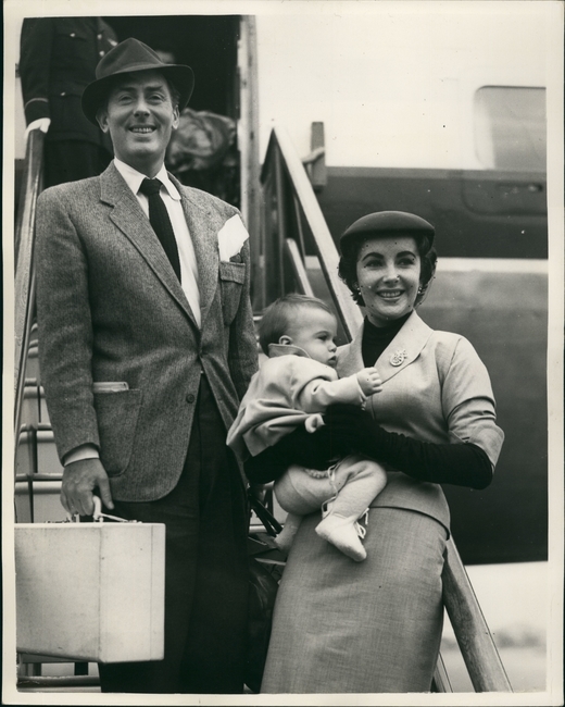 Elizabeth Taylor a Michael Wilding. Elizabeth Taylor a Michael Wilding.