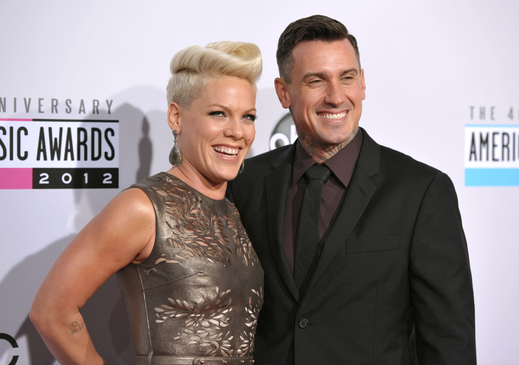Pink a Carey Hart. Pink a Carey Hart.