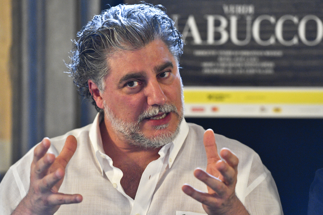 José Cura.