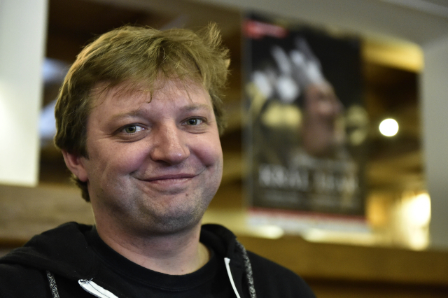 Herec Michal Isteník.