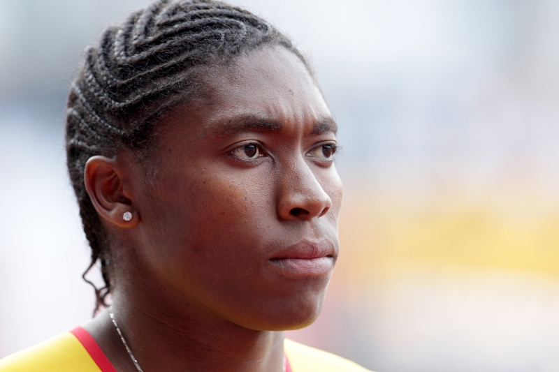 Caster Semenyaová se pustila do prvního muže atletiky.