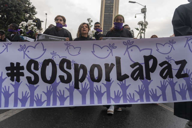 Protesty v Kolumbii proti prezidentu Ivánu Duqueovi.