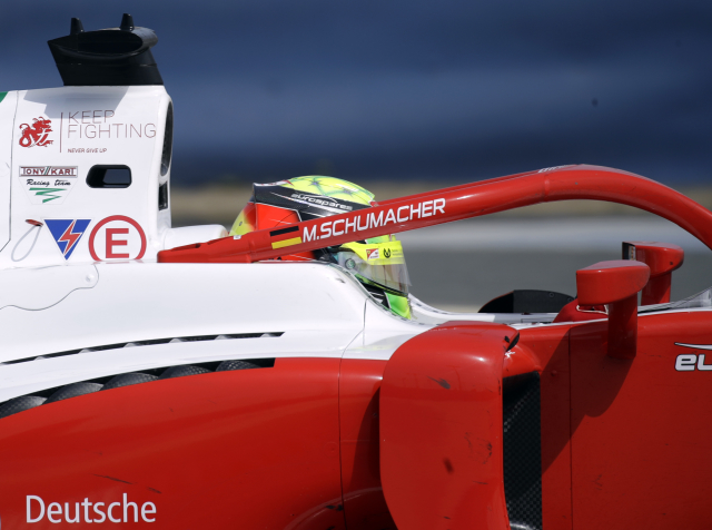 Schumacherův syn Mick ve svém monopostu. 