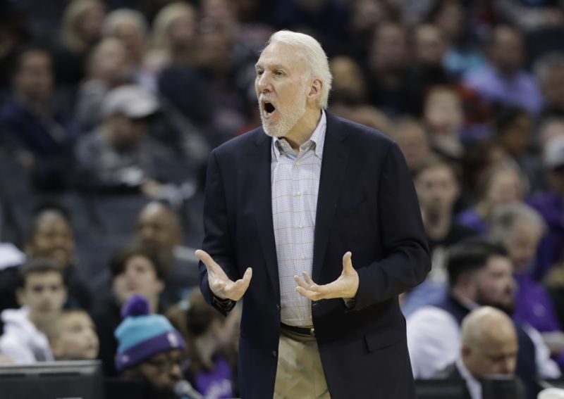 Trenér basketbalistů San Antonia Gregg Popovich.