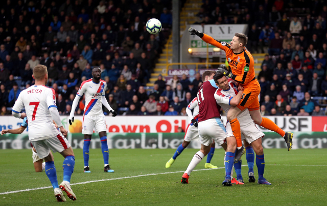  Wayne Hennessey z Crystal Palace. 