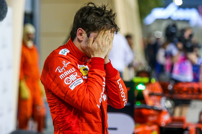 S tím jsme se nesetkali, nechápali ve Ferrari důvod zkratu Leclerca. S tím jsme se nesetkali, nechápali ve Ferrari důvod zkratu Leclerca.