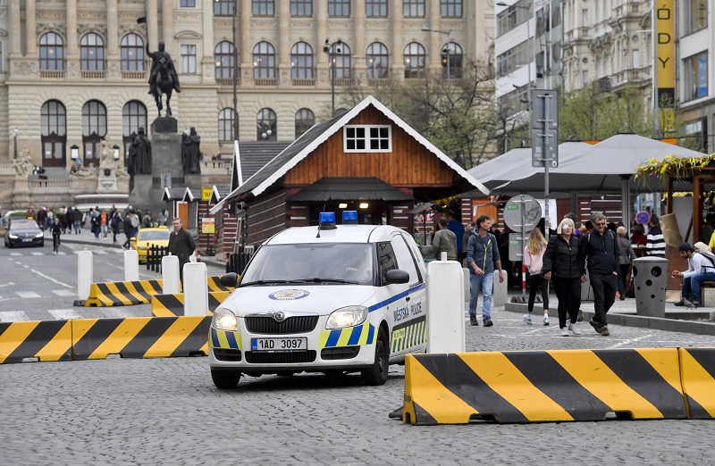 Na Václavském náměstí pomůže s klidným průběhem trhů i blokáda na silnicích.