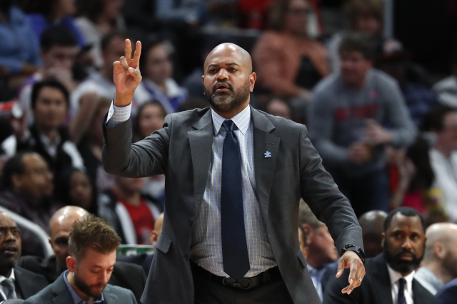 Vedení Grizzlies propustilo J.B. Bickerstaffa.