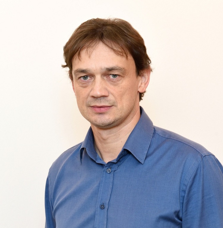 Petr Novák povede patnáct středoevropských závodů Orkly. Petr Novák povede patnáct středoevropských závodů Orkly.