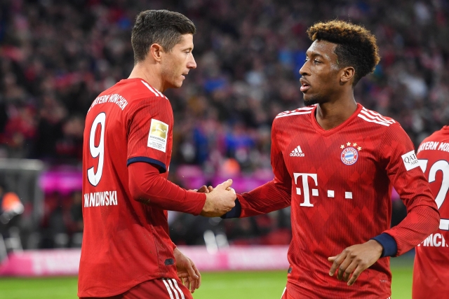 Hráči Bayernu, Robert Lewandowski a Kingsley Coman. 