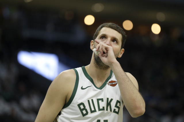 Nikola Mirotic (Milwaukee Bucks). Nikola Mirotic (Milwaukee Bucks).