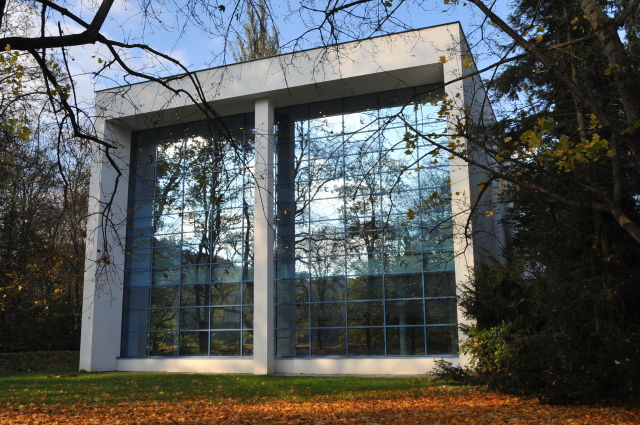 Zadní trakt brněnského Pavilonu Anthropos. Zadní trakt brněnského Pavilonu Anthropos.