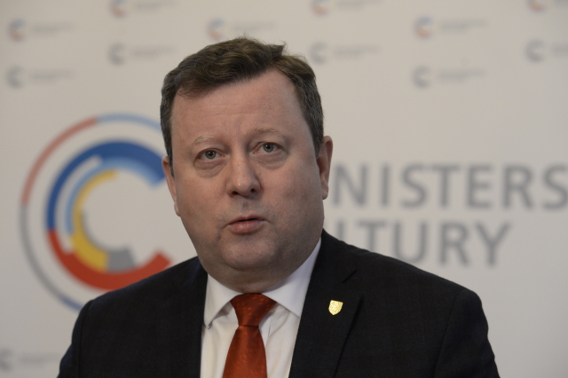 Ministr kultury Antonín Staněk (ČSSD).